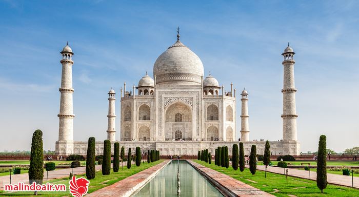 Đền Taj Mahal biểu tượng cho tình yêu bất diệt
